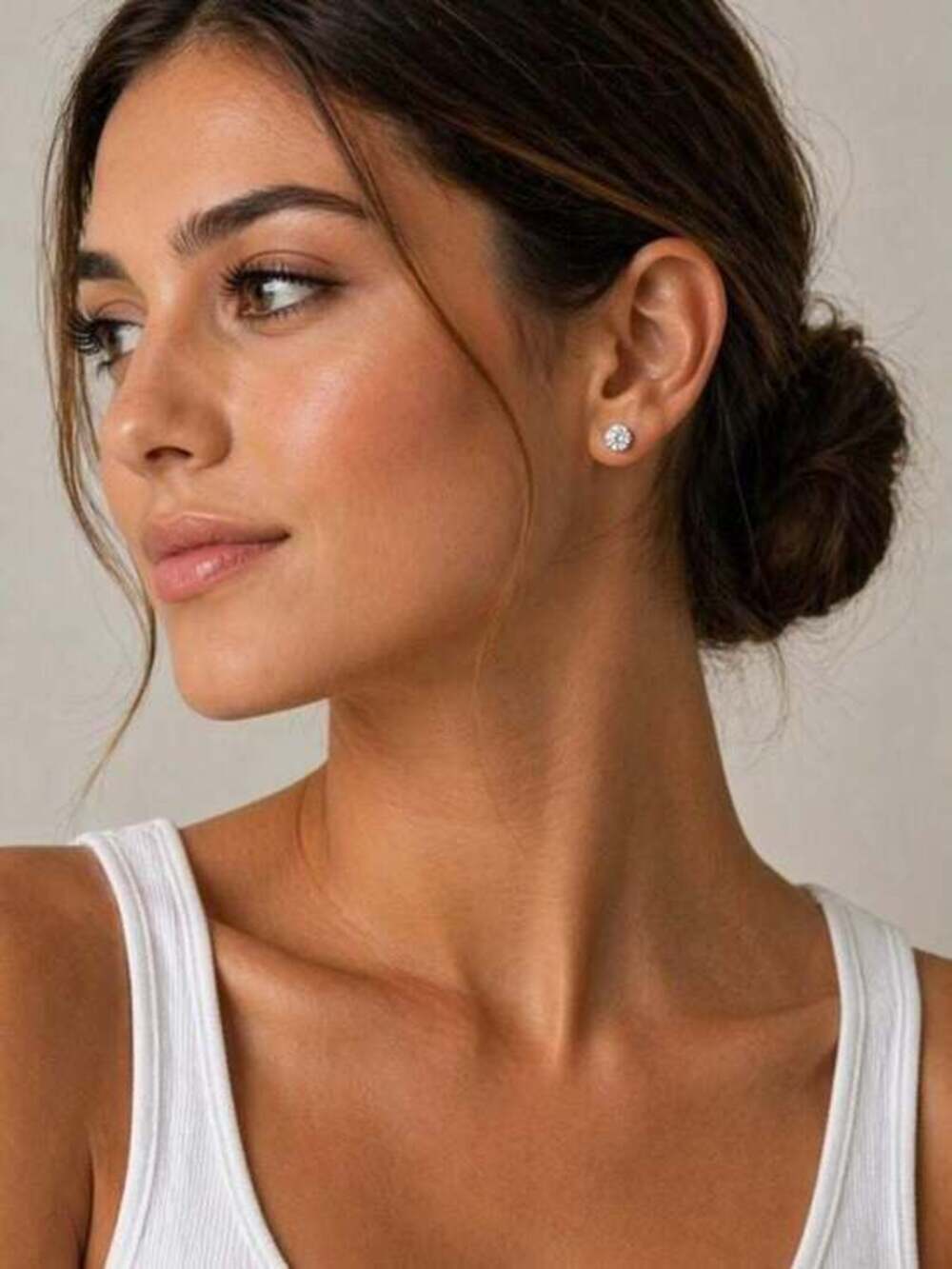Silver Crystal Stud Earrings Sparkling Round